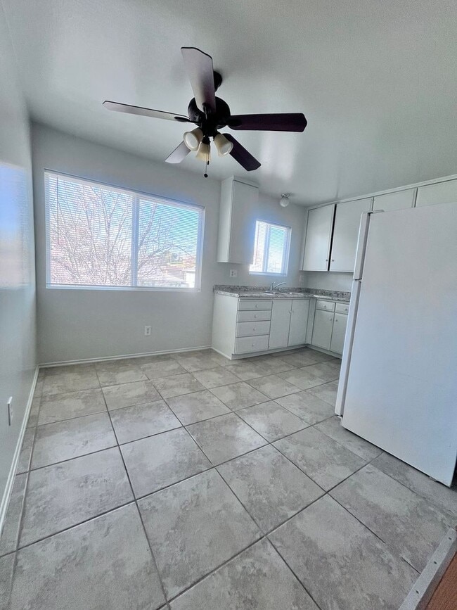 Foto del edificio - Taylor 4-Plex (25229)(DD)