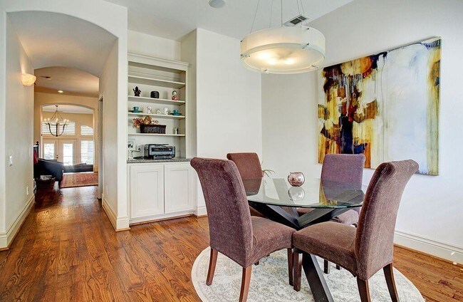 Foto del edificio - 1717 McDuffie St