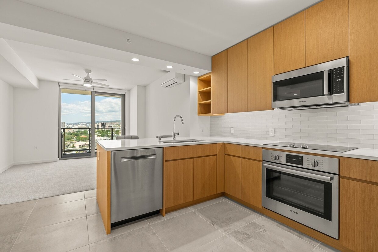 Foto principal - Modern 1BR w/ Lanai Views & EV Parking — S...