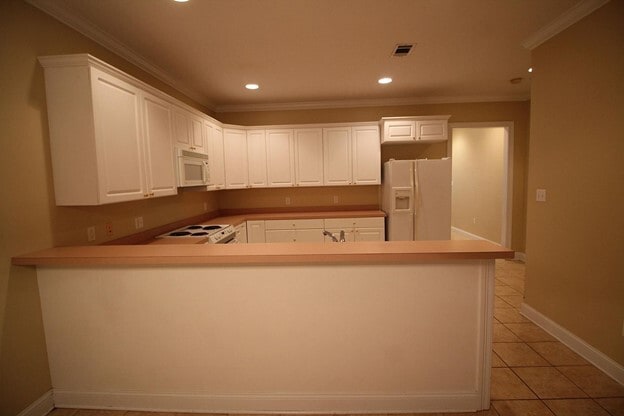 Building Photo - 105 Hampton Pl