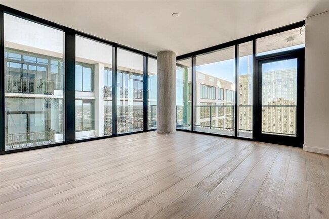 Foto del edificio - 610 Davis St