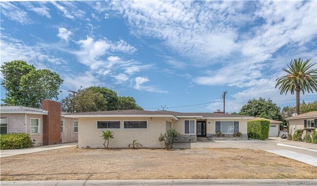 Building Photo - 13041 Birchwood St