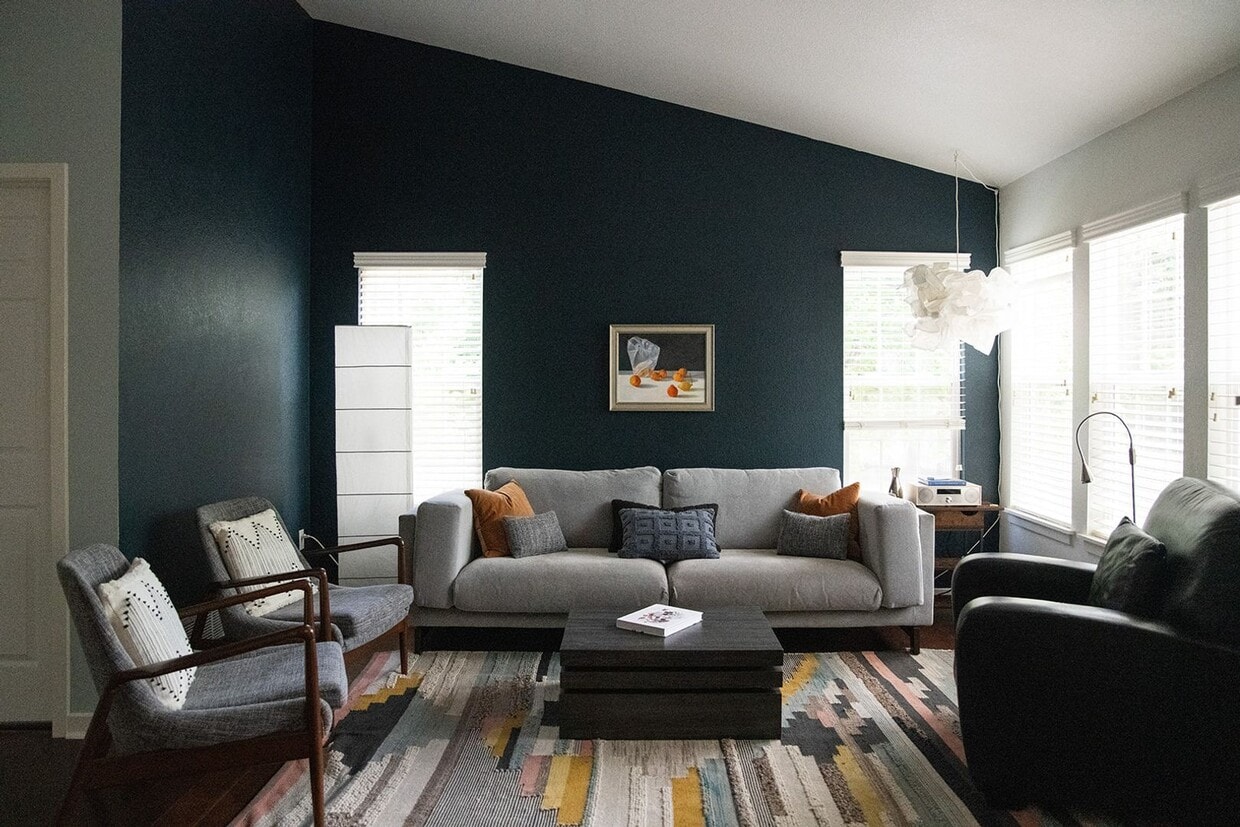 2 BDR Gorgeous Updated Townhome with Huge Garden - 2 BDR Gorgeous Updated Townhome with Huge Garden