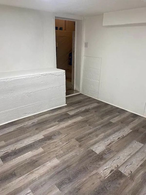 Foto del edificio - 460 El Paso Blvd