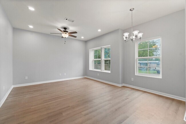 Foto del edificio - 16866 W Hammon