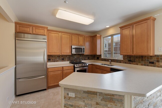 Building Photo - 591 Prestwick Ln