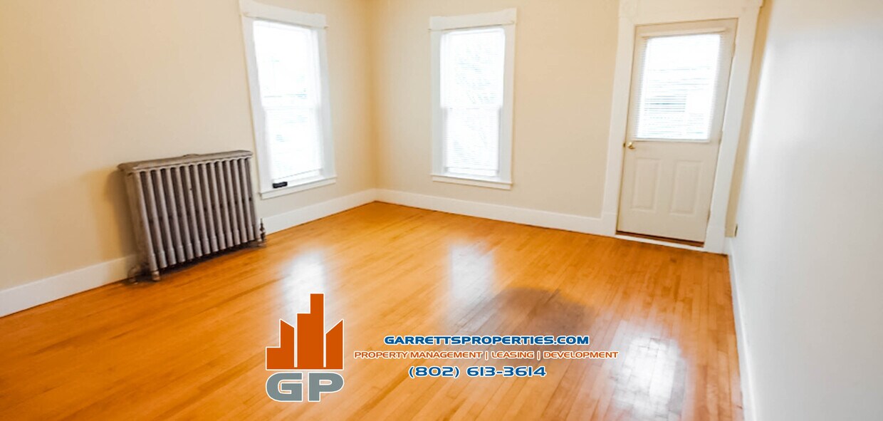 Foto principal - 386 N Main St