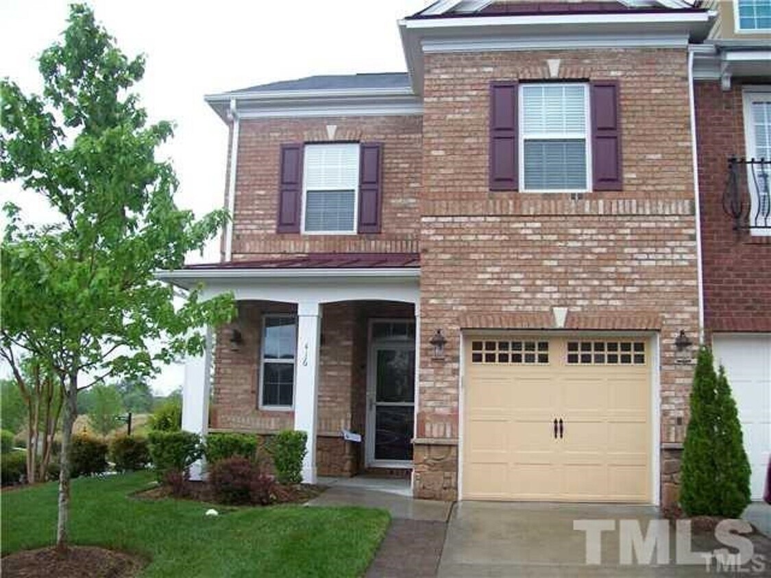 416 Longchamp Ln, Cary, NC 27519 Townhome Rentals in Cary NC