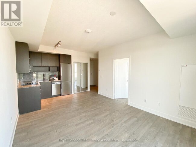 Building Photo - 7 Mabelle Ave