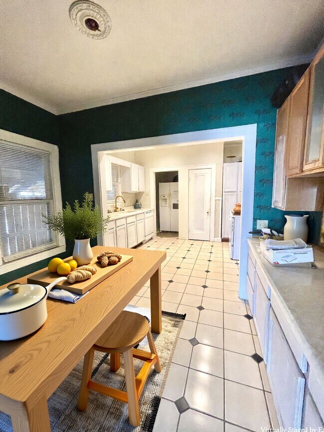 Building Photo - 307 Furr Dr