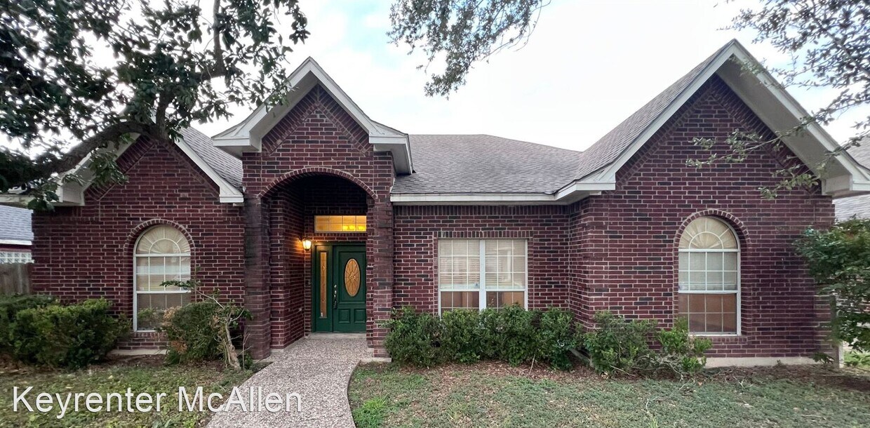 Foto principal - 4 br, 2 bath House - 2019 E 29th St