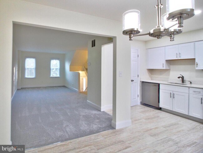 Foto del edificio - 87 Meadowlark Ave