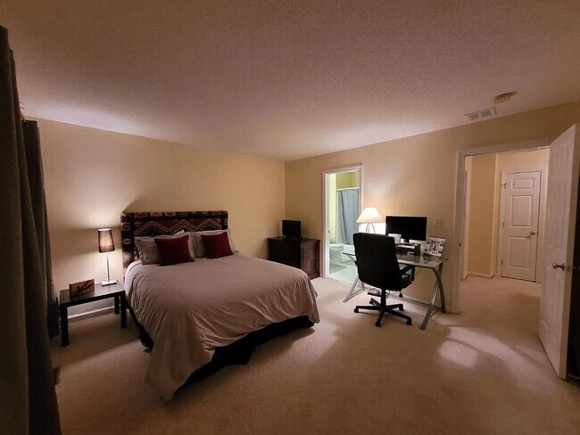 Foto del edificio - 1701 Sky View Dr