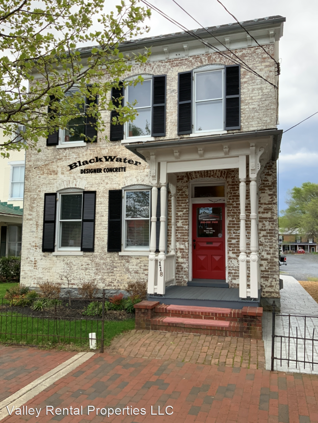 Building Photo - 1 br, 1 bath House - 118 S. Cameron Street