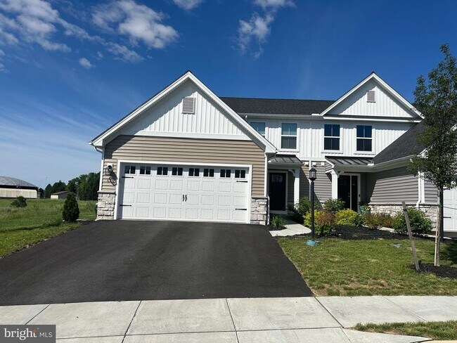 Building Photo - 67 Long Bnd Dr