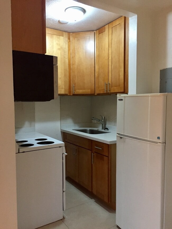 Foto del edificio - Waikiki: Studio for Rent
