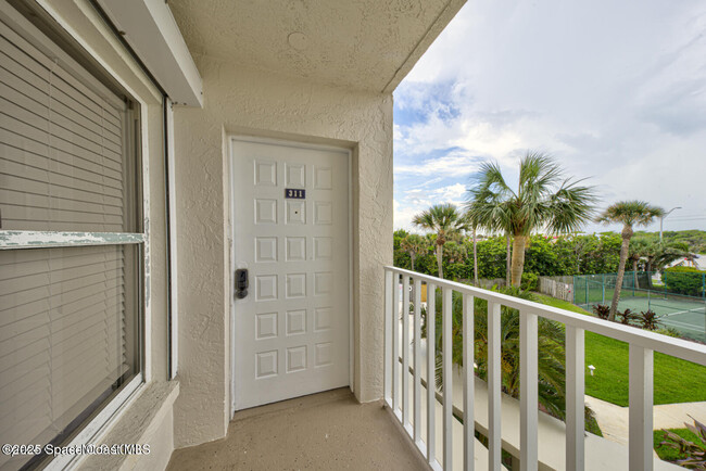 Building Photo - 2225 Jimmy Buffett Mem Hwy