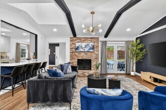 Building Photo - 7651 La Bolsa Dr