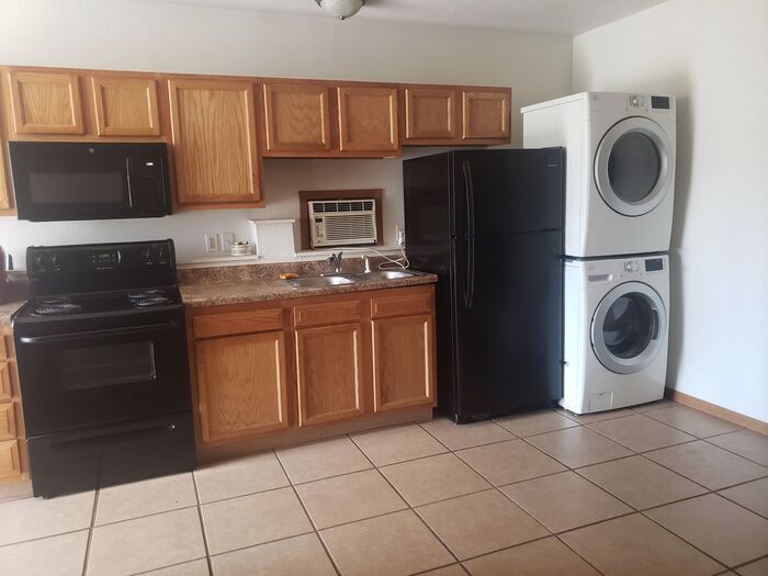 Foto del edificio - 215 Dehn St