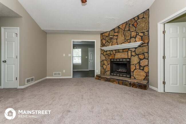 Building Photo - 1108 Pine Valley Ln