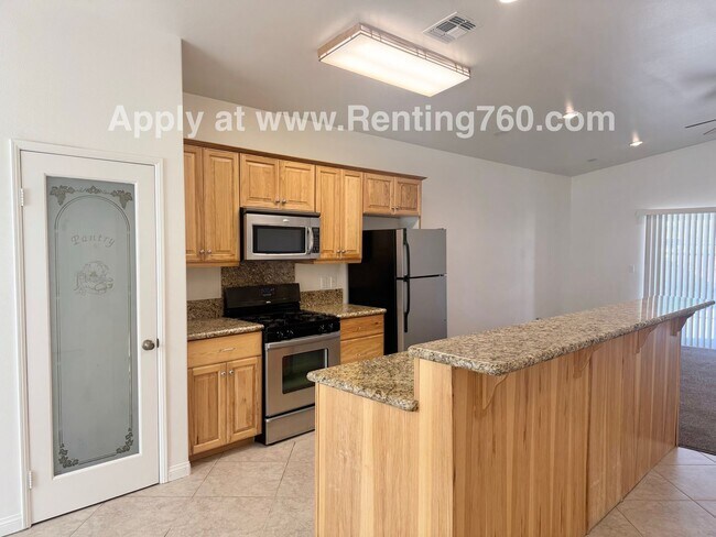 Foto del edificio - Spacious 3 Bed 2 Bath Home!