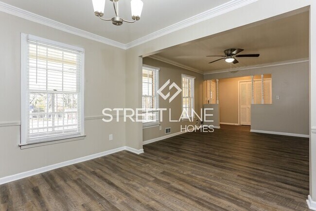 Building Photo - Spacious 4 Bedroom!- Now offering $750 off...