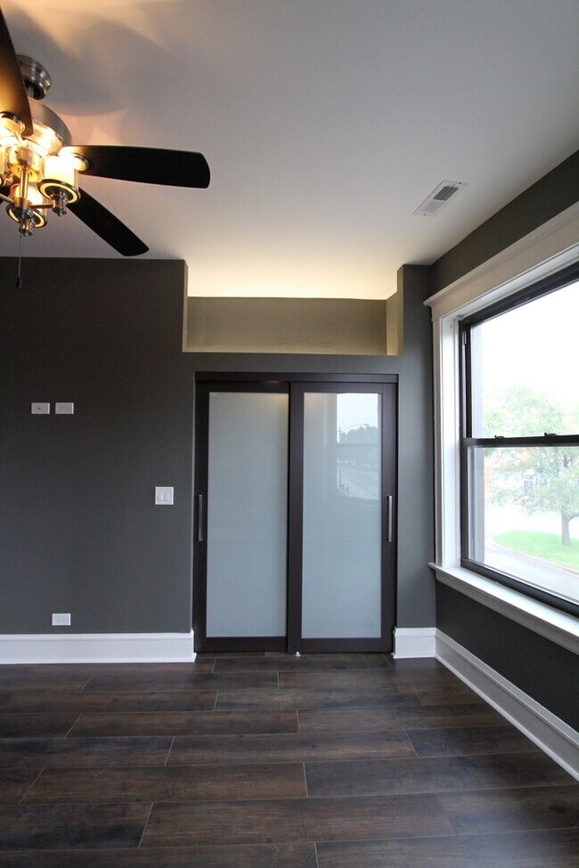Foto del edificio - 6318 N Clark St
