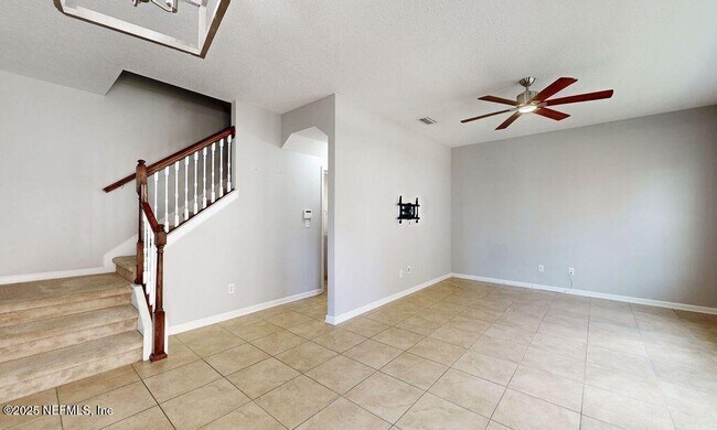 Building Photo - 168 Nelson Ln