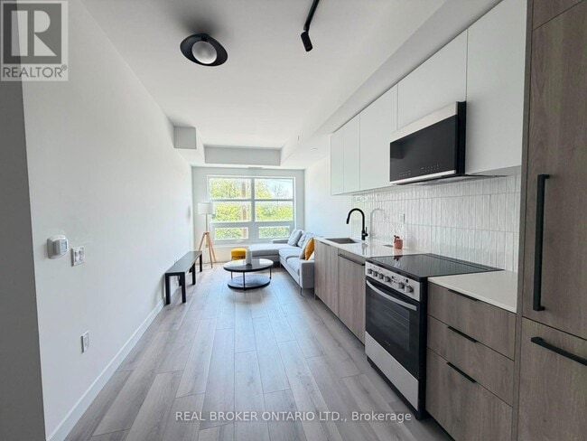 Building Photo - 1635 Military Trail