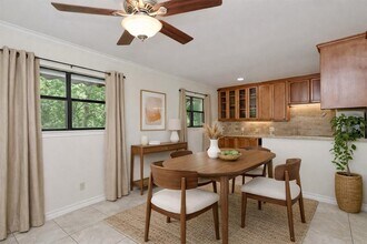 Building Photo - 407 E 45th St