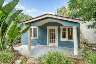 Building Photo - 3322 Hamilton Way