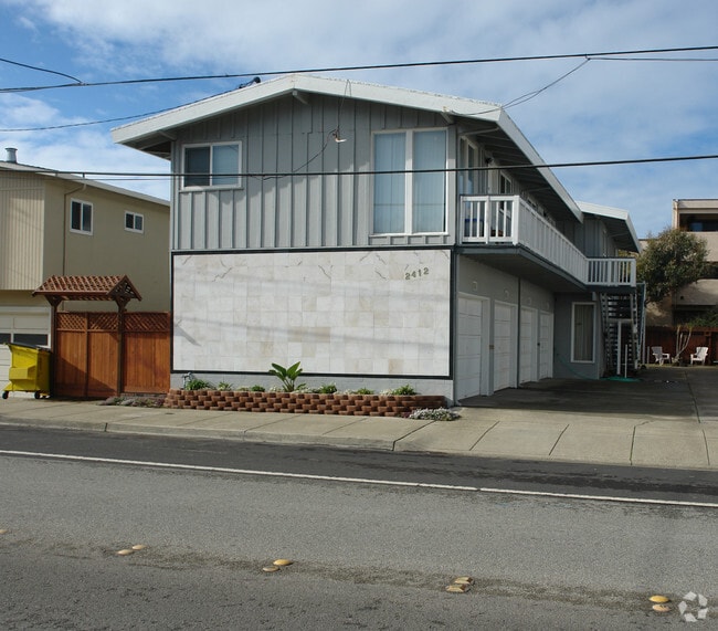 Foto del edificio - 2408-2412 Palmetto Ave