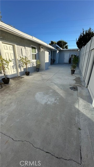 Building Photo - 4628 W Simmons Ave