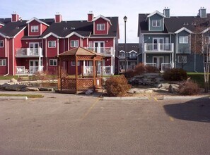 Building Photo - 7895 49 Ave