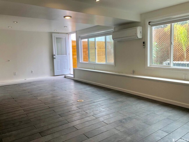 Foto del edificio - 1986 20th Ave