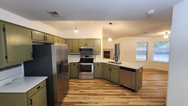 Foto del edificio - 8625 Laredo St