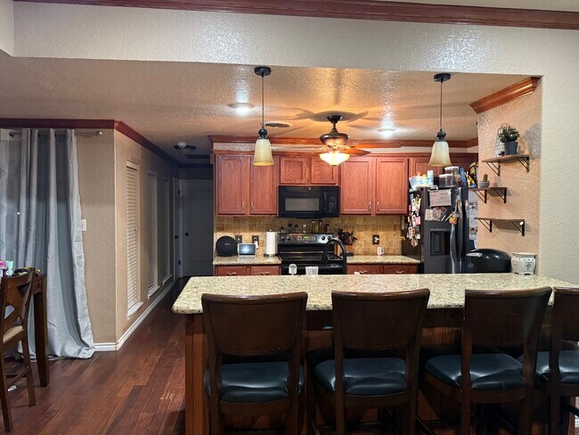 Foto del edificio - 5257 Deerwood Ln