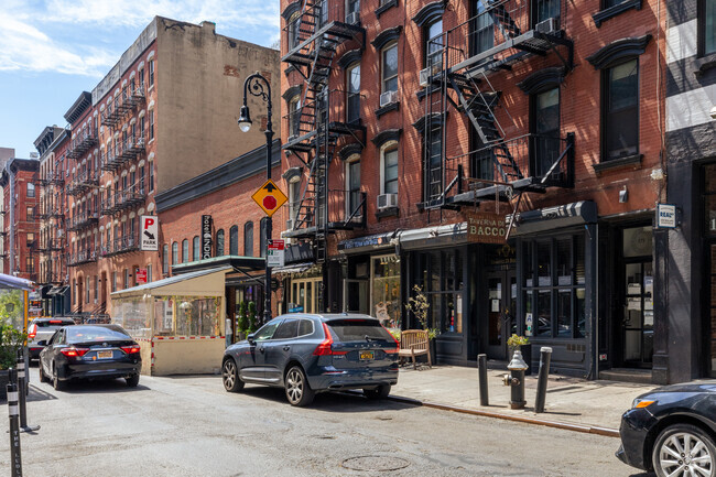 Building Photo - 175  Ludlow Street