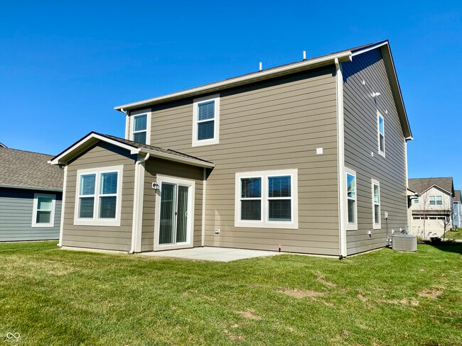 Building Photo - 6685 Hawthorne Dr