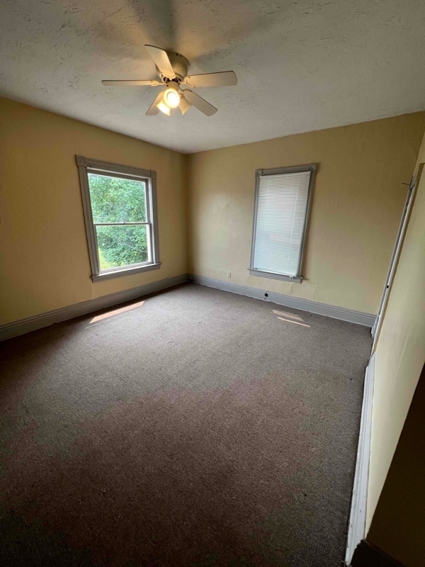 Building Photo - 1316 Center St