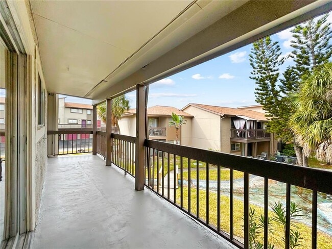 Foto del edificio - 6336 Newtown Cir