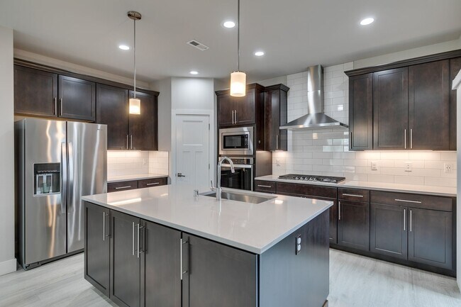 Foto del edificio - Seattle Hill Road Area Beautiful 5 Bedroom...