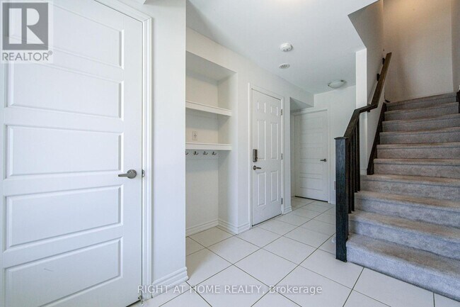 Building Photo - 1270 Wintergreen Pl