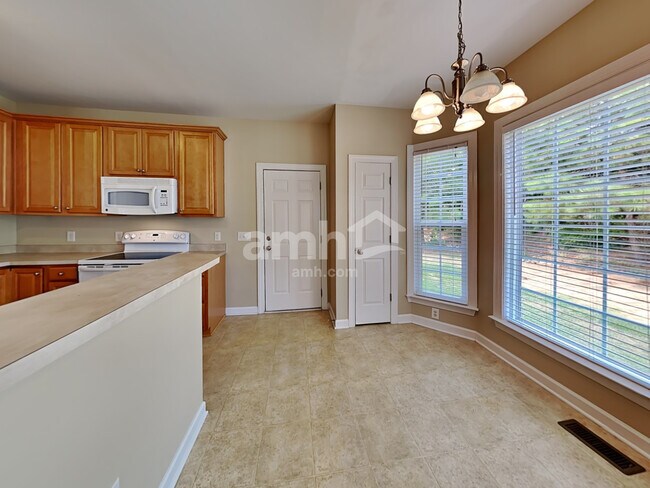 Foto del edificio - 56 Locket Dr