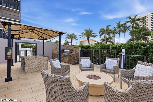 Foto del edificio - 5601 Turtle Bay Dr