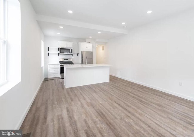 Foto del edificio - 717 E Thompson St