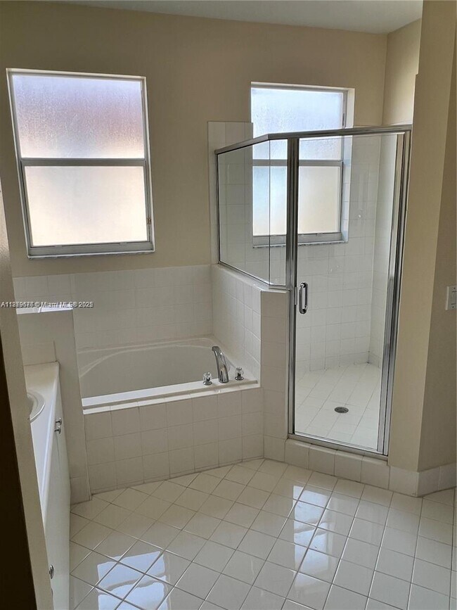 Foto del edificio - 13224 SW 128th Path