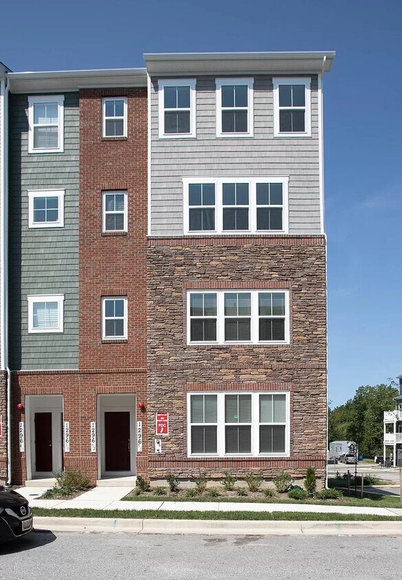 1296 Foggy Turn Unit 51, Crofton, MD 21114 Condo for Rent in Crofton