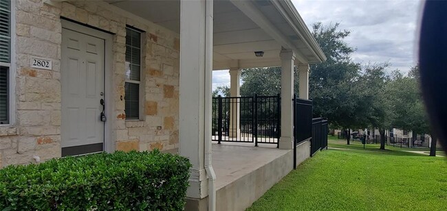 Building Photo - 1900 Scofield Ridge Pkwy