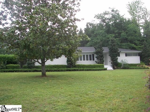 Primary Photo - 301 Azalea Ct